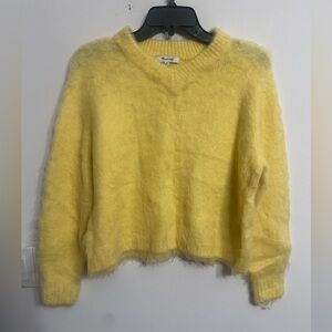 Madewell Alpaca and wool oversized crop yellow fuzzy sweater size XS. NWT